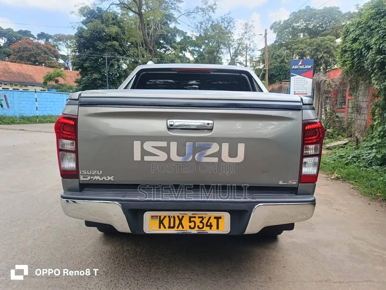 Isuzu D-MAX 2021 Gray