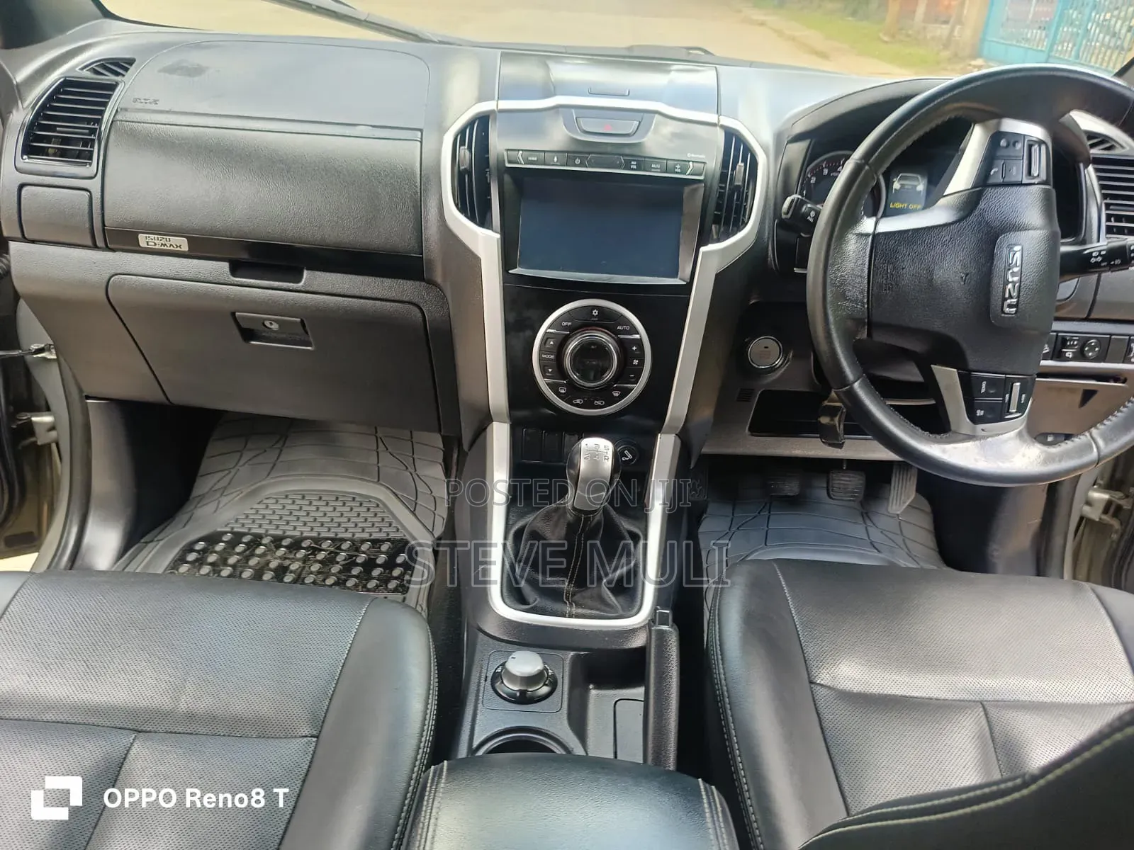 Isuzu D-MAX 2021 Gray