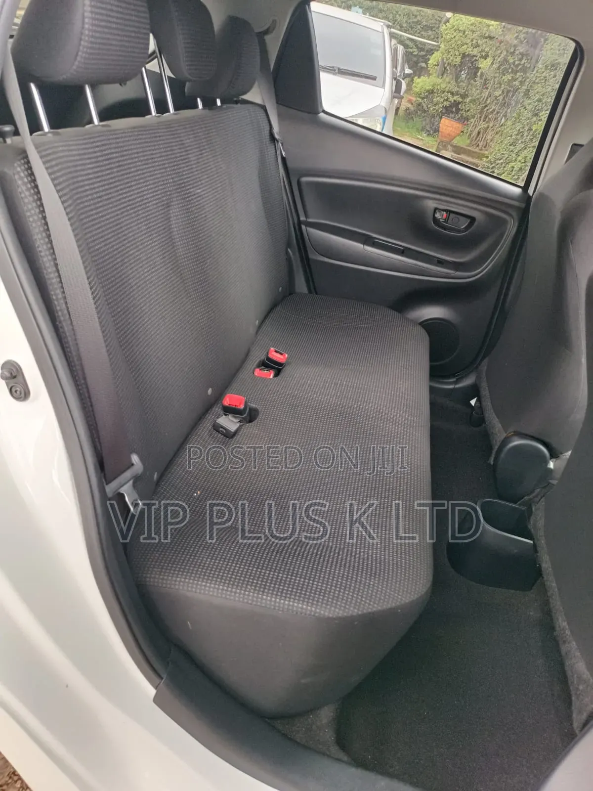 Toyota Vitz 1.0 FWD 5dr 2019 White