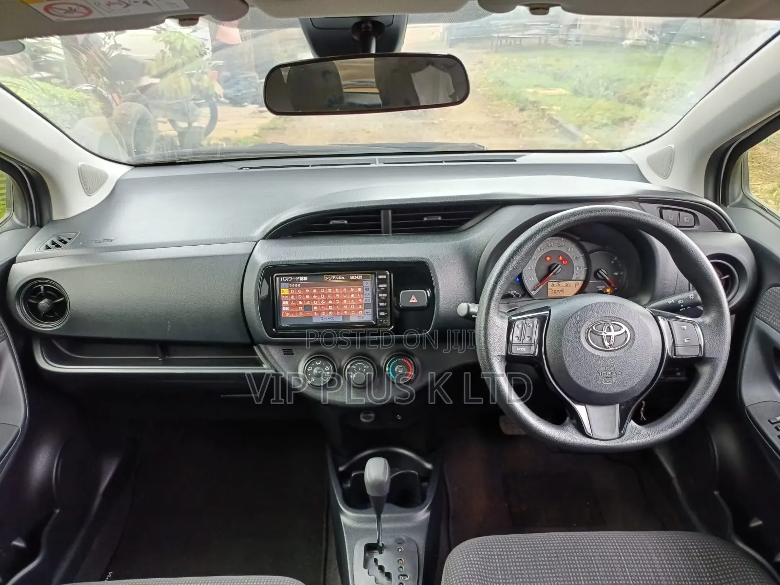 Toyota Vitz 1.0 FWD 5dr 2019 White