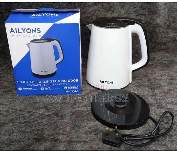 Restocked Electric Water Kettle 306 1.8l