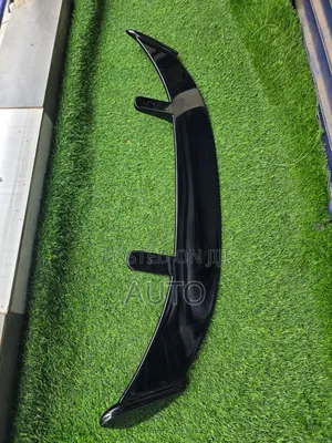 Car Rear Lip Spoiler Diffuser – Universal Black