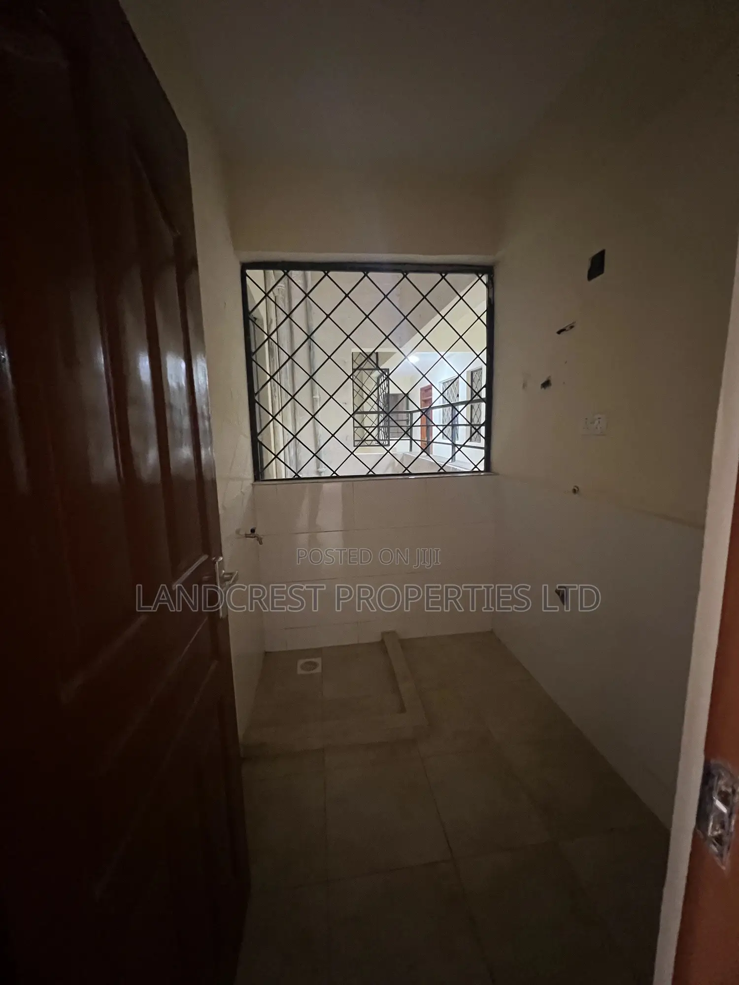 3bdrm Apartment in Thindigua/Kasarini for sale