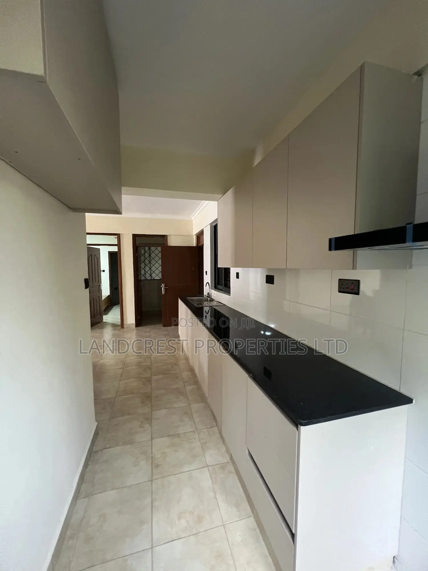 3bdrm Apartment in Thindigua/Kasarini for sale