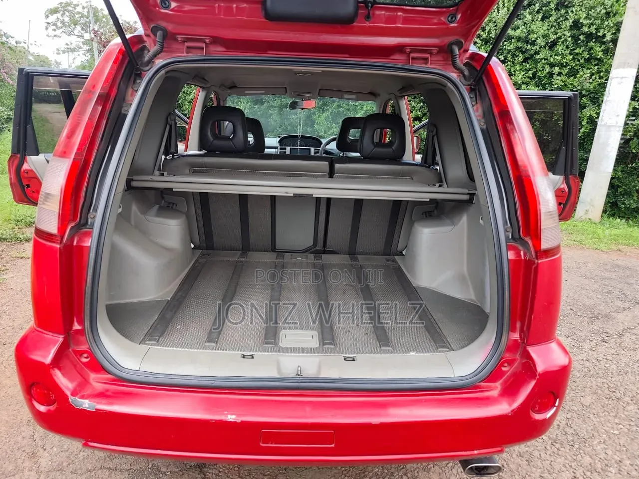 Nissan X-Trail 2007 Red