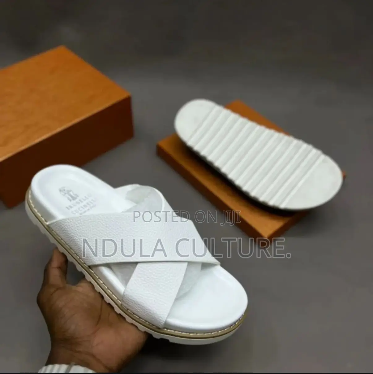 Bruno Cucineli Sandals