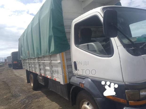 Mitsubish 215 Fh Lorry - thumbnail 2