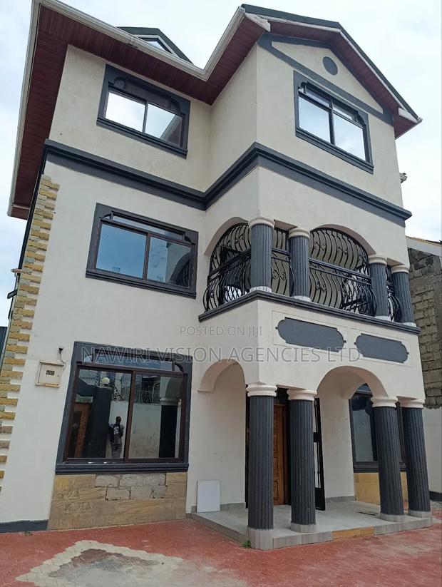 7bdrm Mansion in Atrol, Utawala for rent