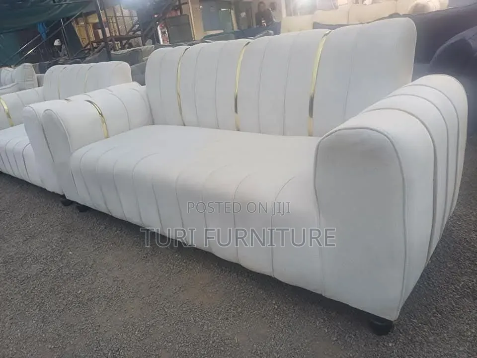 Back Permanent Sofa