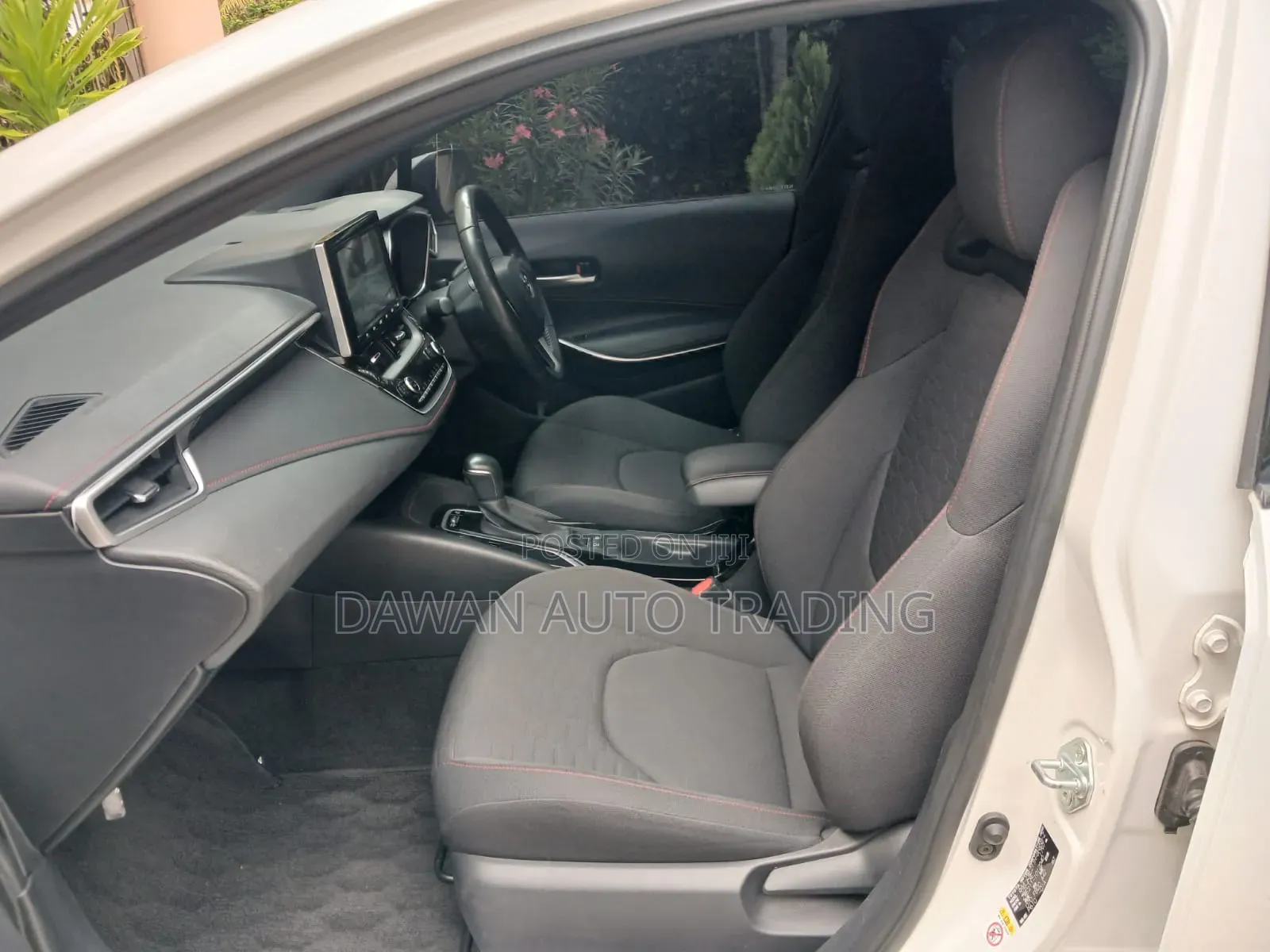 Toyota Corolla 2019 White