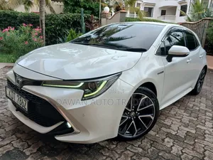 Toyota Corolla 2019 White