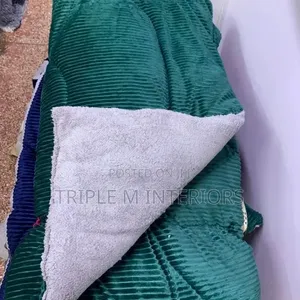 Snug Winter Woolen Coverlet | Velvet Finish