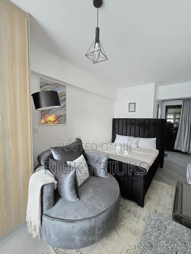 Funscapes Furnished Studio Airbnb Unit Near Parklands and CBD
