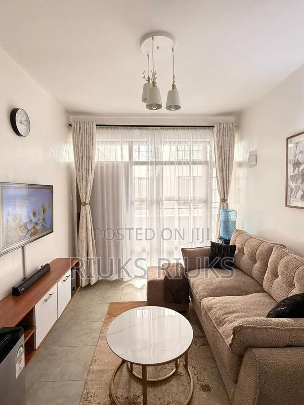 The Hideout Furnished One Bedroom Airbnb Newr TRM - thumbnail 8