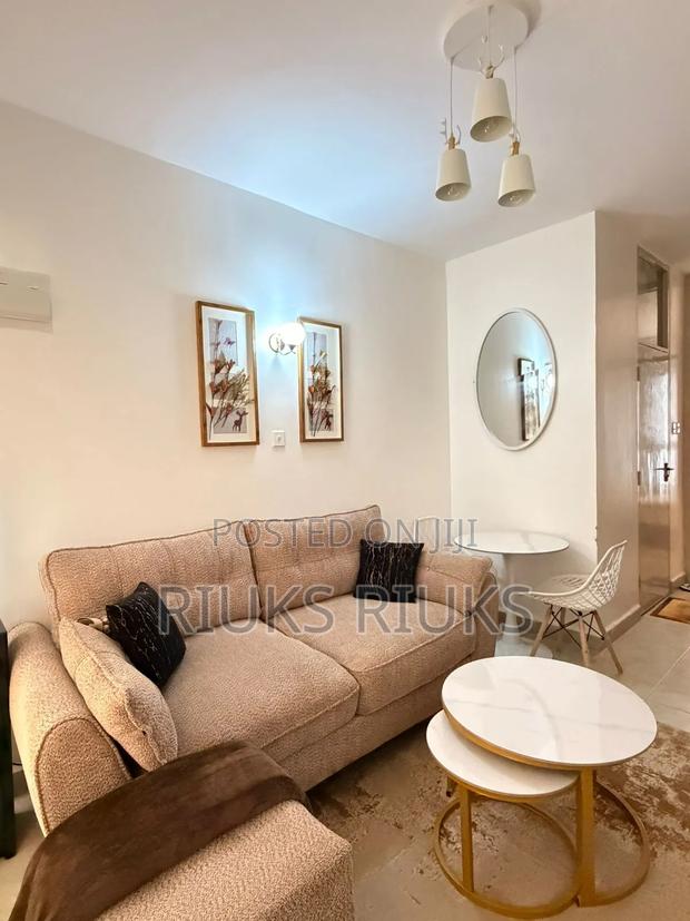 The Hideout Furnished One Bedroom Airbnb Newr TRM