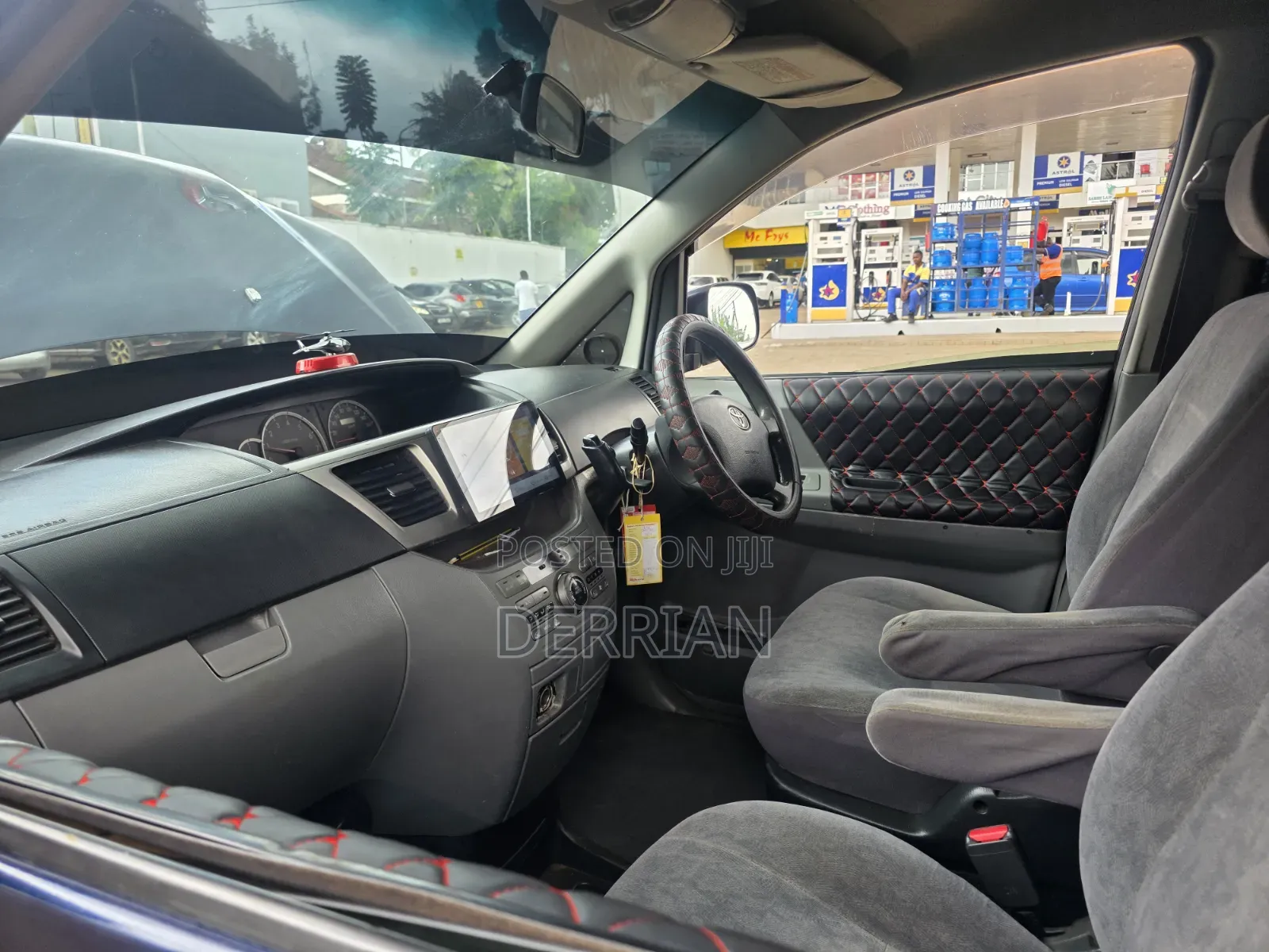 Toyota Noah 2007 Blue