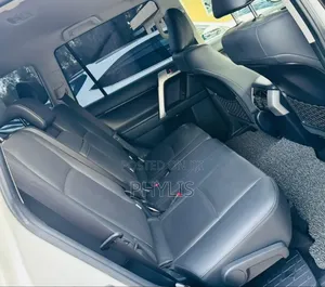 Toyota Land Cruiser Prado 2.8 2019 White