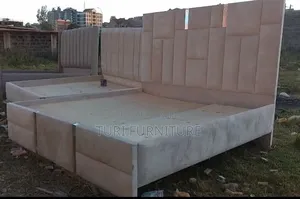 Bed Chesterfield 5by6