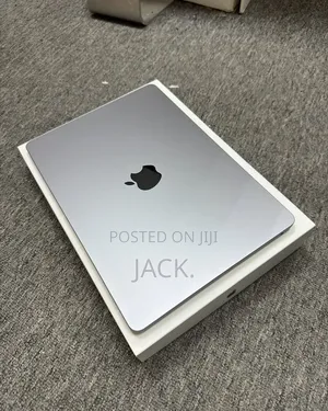 Laptop Apple MacBook Air 2022 M2 16GB Apple M2 SSD 512GB