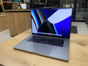 Laptop Apple MacBook Pro 2021 M1 64GB Apple M1 Max SSD 1T