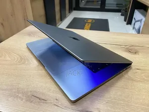 Laptop Apple MacBook Pro 2021 M1 64GB Apple M1 Max SSD 1T