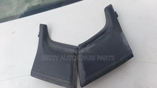 Toyota Pronox Windscreen Finisher - main view