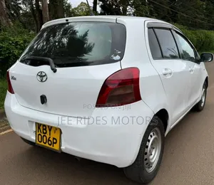 Toyota Vitz 1.3 FWD 5dr 2007 White