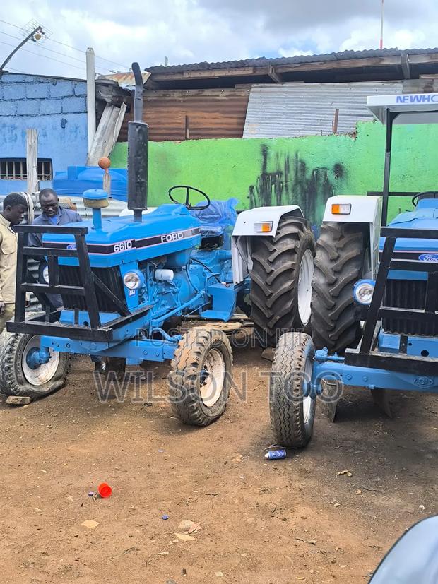 Forrd 6610 Tractor - main view