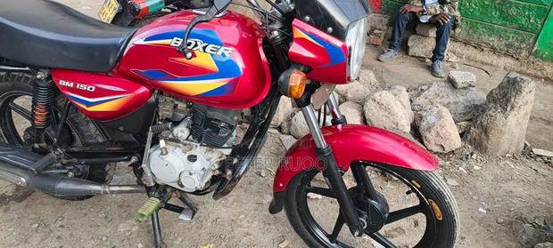 Bajaj Boxer 150 UG 2023 Red