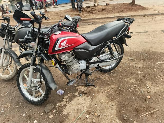 Honda CB 2024 Red - thumbnail 2