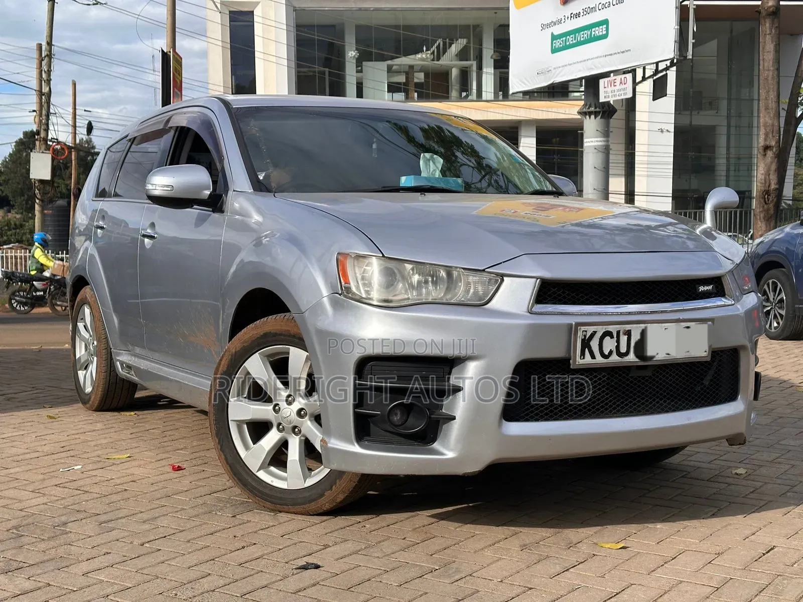 Mitsubishi Outlander 2012 Silver