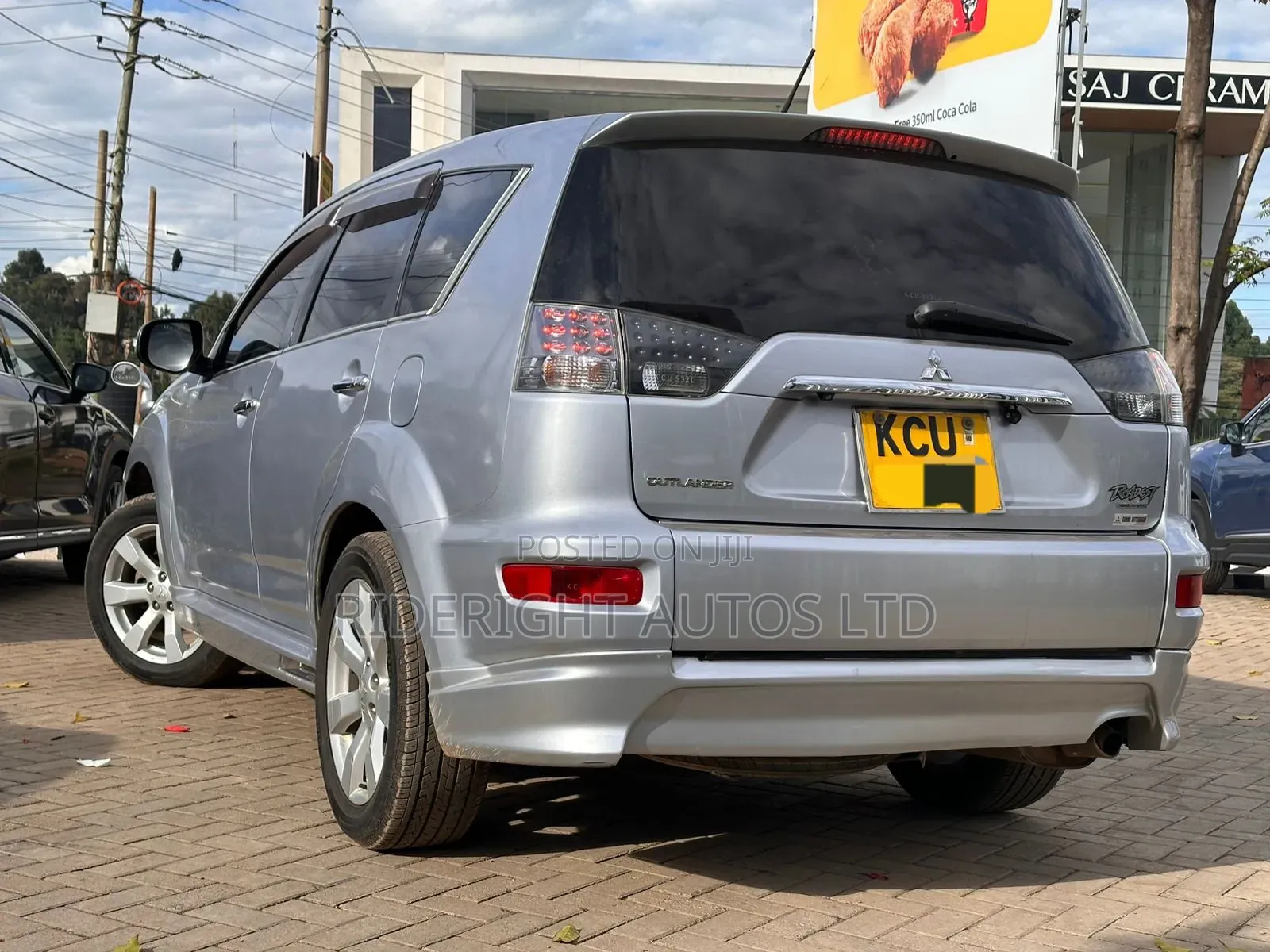 Mitsubishi Outlander 2012 Silver