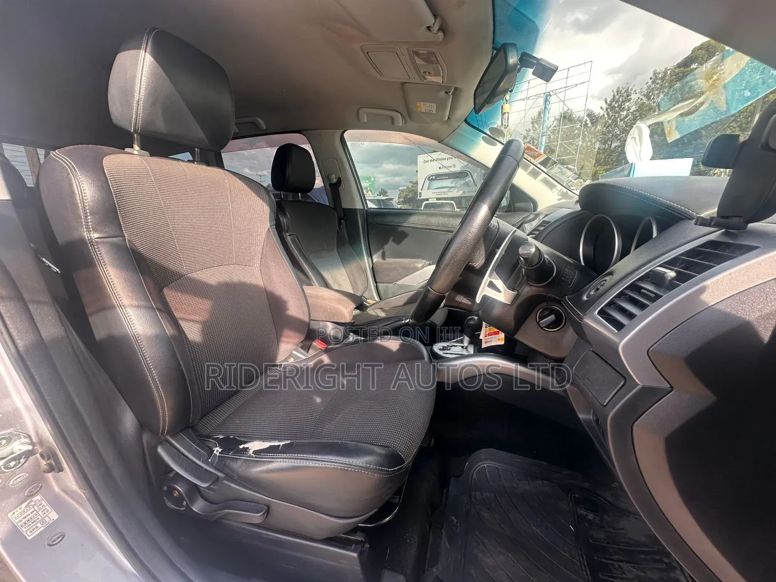 Mitsubishi Outlander 2012 Silver