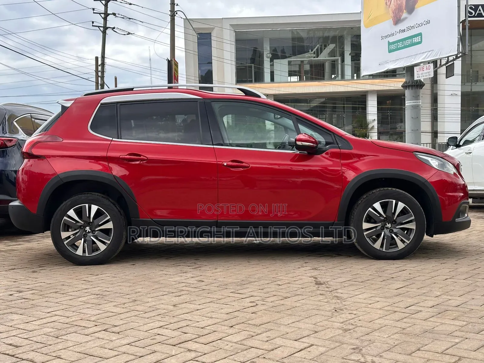 Peugeot 2008 2019 Red