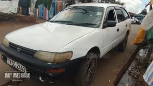 Toyota Corolla 2002 White