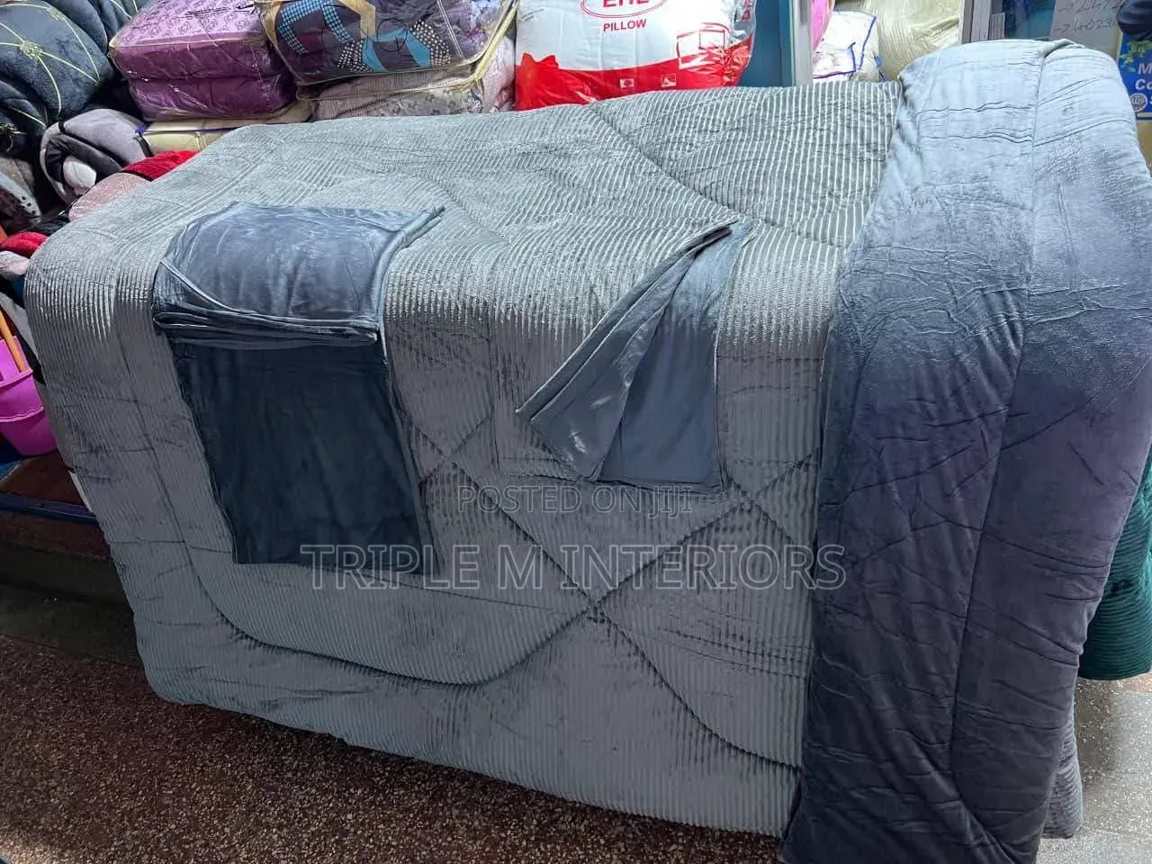 Silky Velvet Quilt 6×7 Warm Elegant Sleep Experience Collection