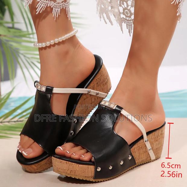 Wemen Shoes - thumbnail 3