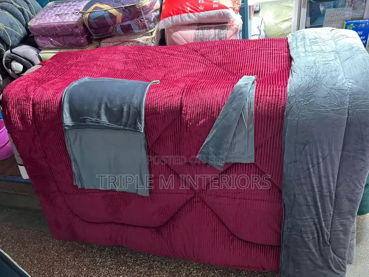 Plush Royale Velvet Bedding 6×7
