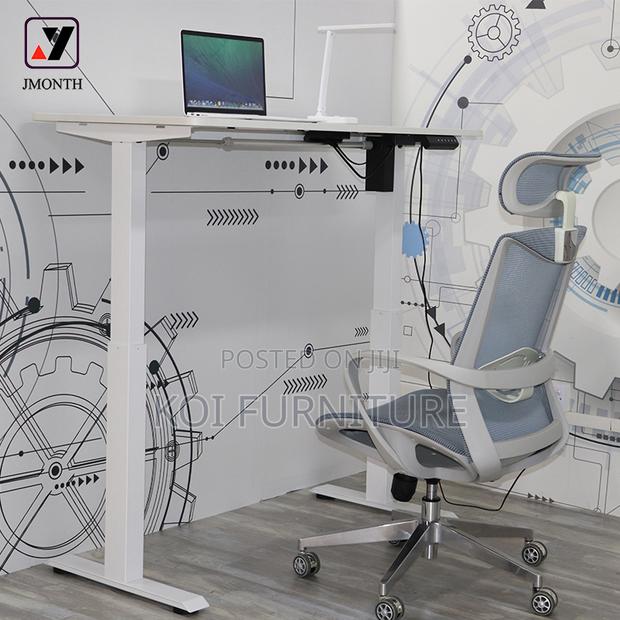 Office Table; 140cm Luxury Electric Lifting Stand-Up Computer Desk - thumbnail 5