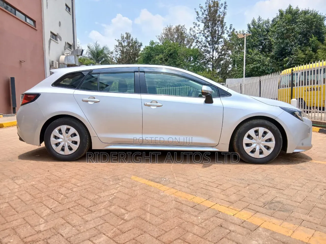 Toyota Corolla 2018 Silver