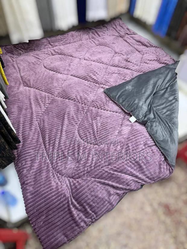 Luxury Soft Touch Velvet Blanket for Single Use - main view