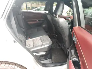 Toyota Harrier 2.5 Hybrid 4WD 2019 Silver