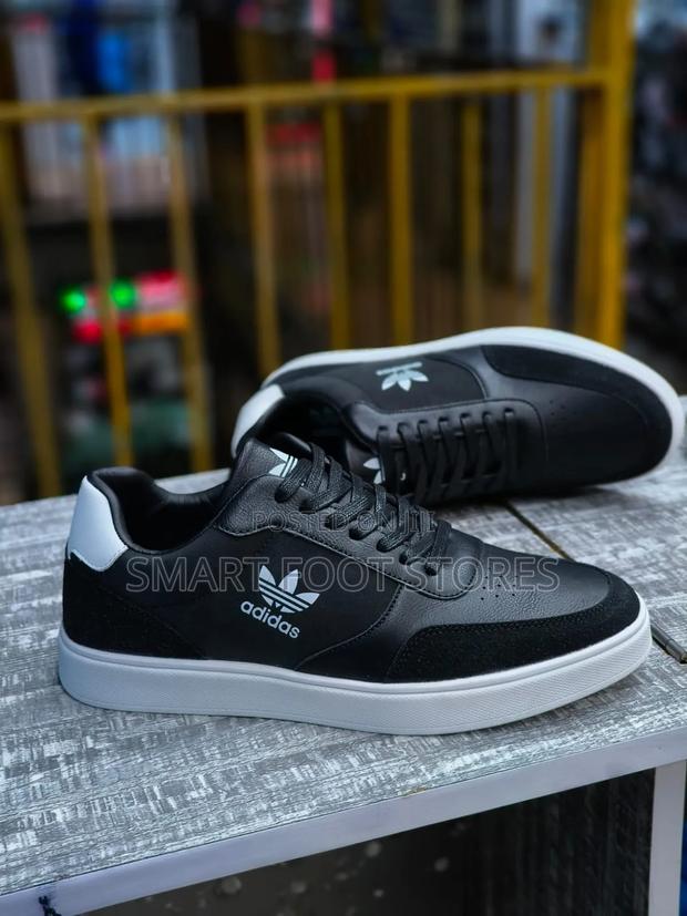 Adidas Casual - thumbnail 3