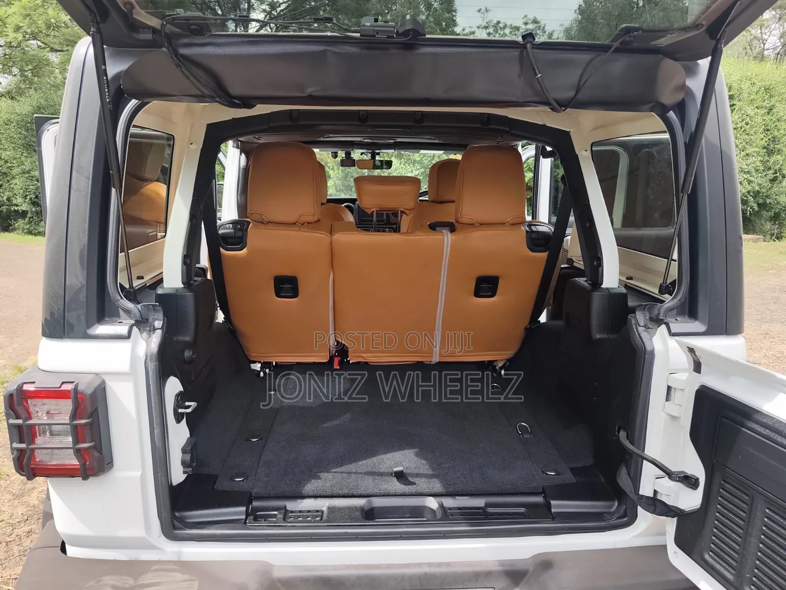 Jeep Wrangler 2019 White