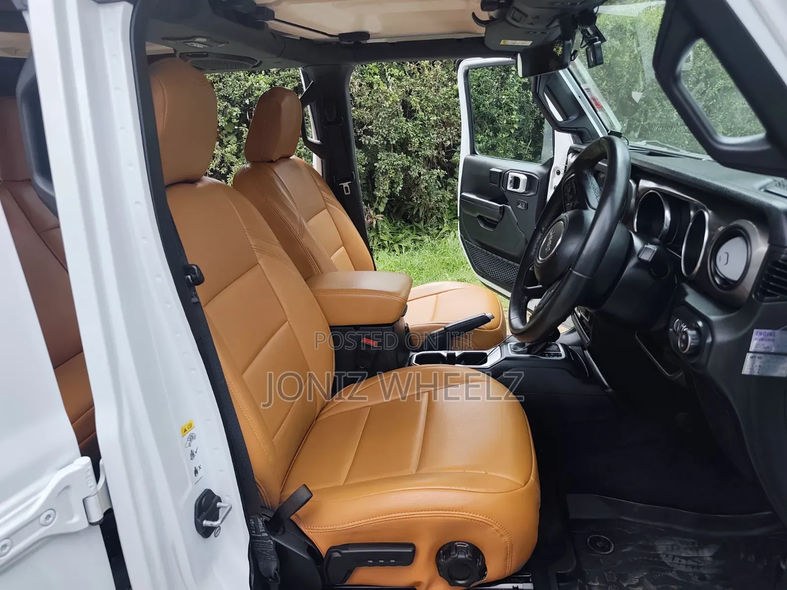Jeep Wrangler 2019 White