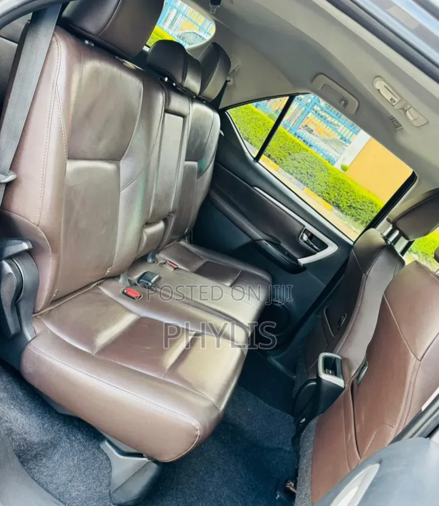 Toyota Fortuner 2.8 D AWD 2019 Black