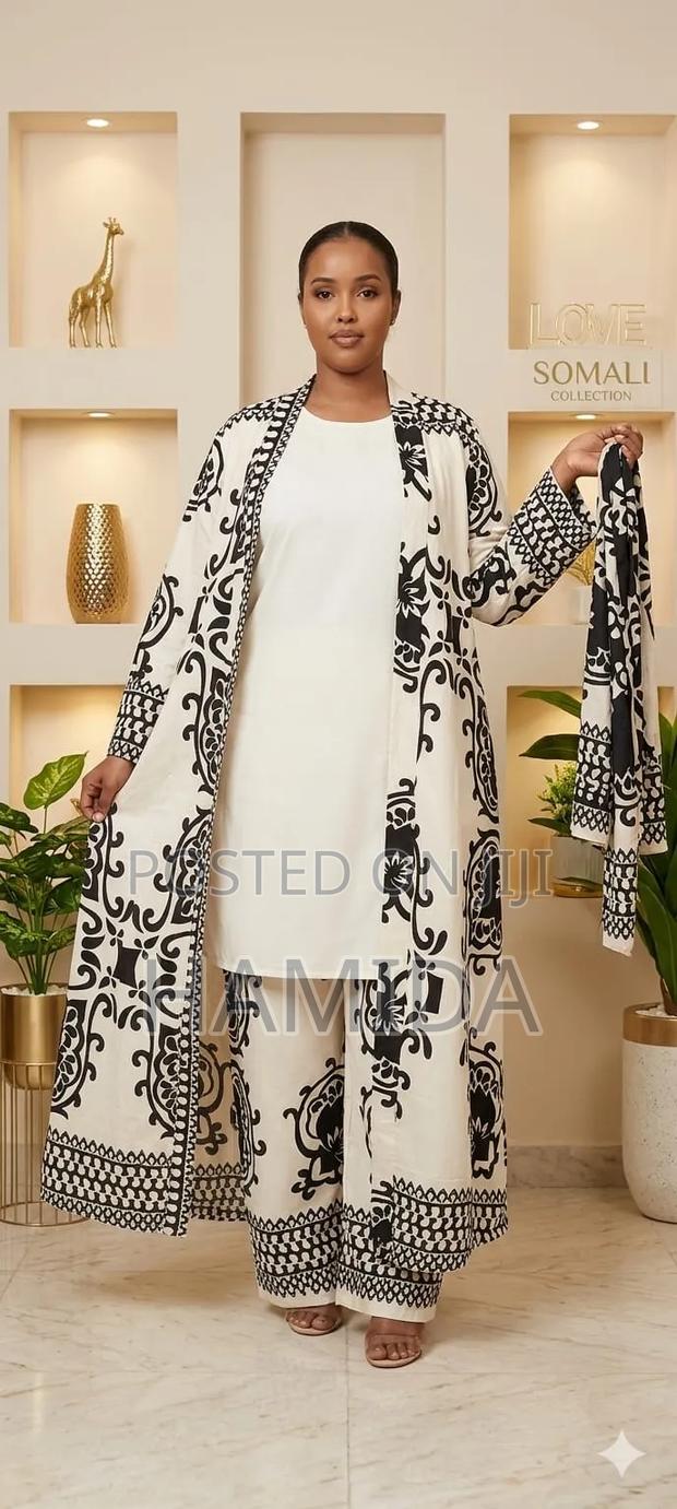 Casual Women Outfit