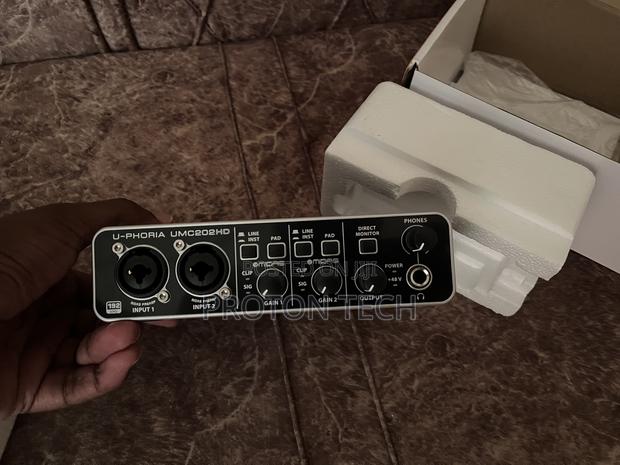 Behringer Umc202hd Interface - thumbnail 3