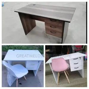Quality Modern Office Desk With Eames Chair T9kj