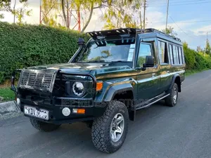 Toyota Land Cruiser 79 Series 2005 Green